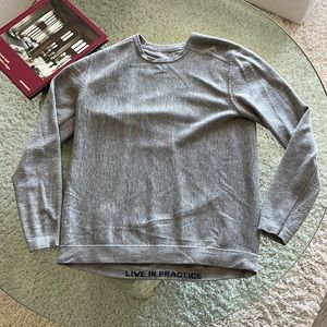 Lulu lemon mens size large sweater